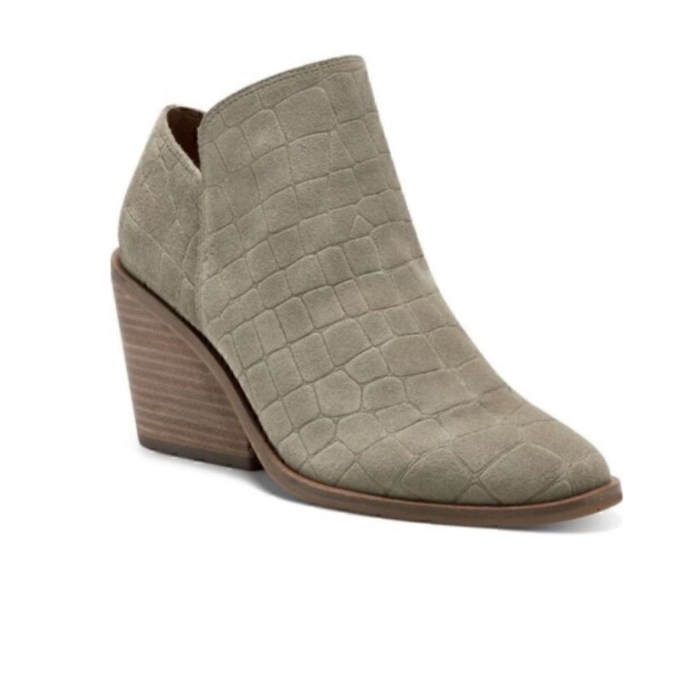 Lucky brand Saucie booties size 7M EUC green suede croc embossed